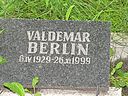 Filename=Berlin.jpg
Filesize=120KiB
Dimensions=700x525
Date added=Nov 24, 2010 Berlin.jpg